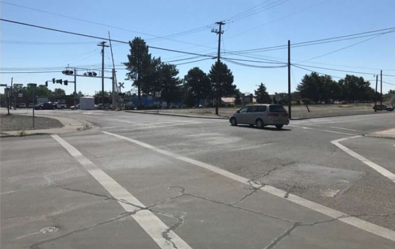 ST 10 W Orchard S 1st Intersection